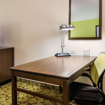 Hilton Garden Inn Wayne Exteriér fotografie