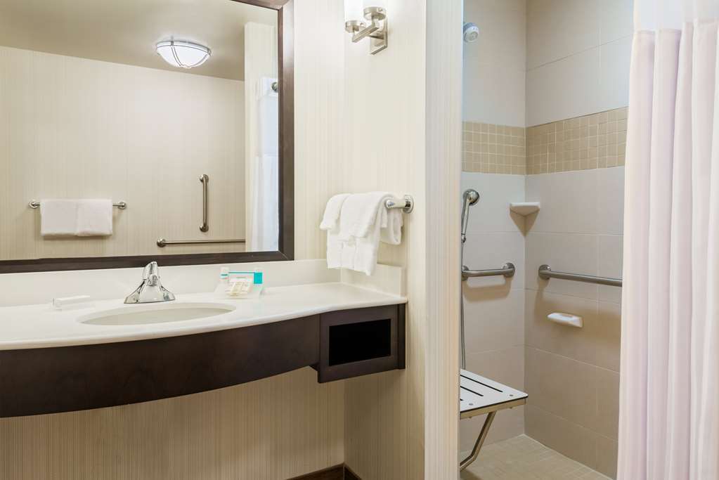 Hilton Garden Inn Wayne Pokoj fotografie